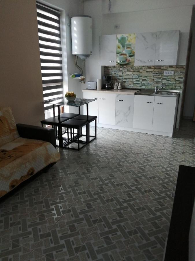Adina Apartment Navodari Exterior photo